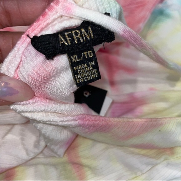 Hara Bodysuit in Blanc Spiral Tie Dye
AFRM - Picture 8 of 8